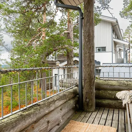 8 I 3 Hébergement de vacances